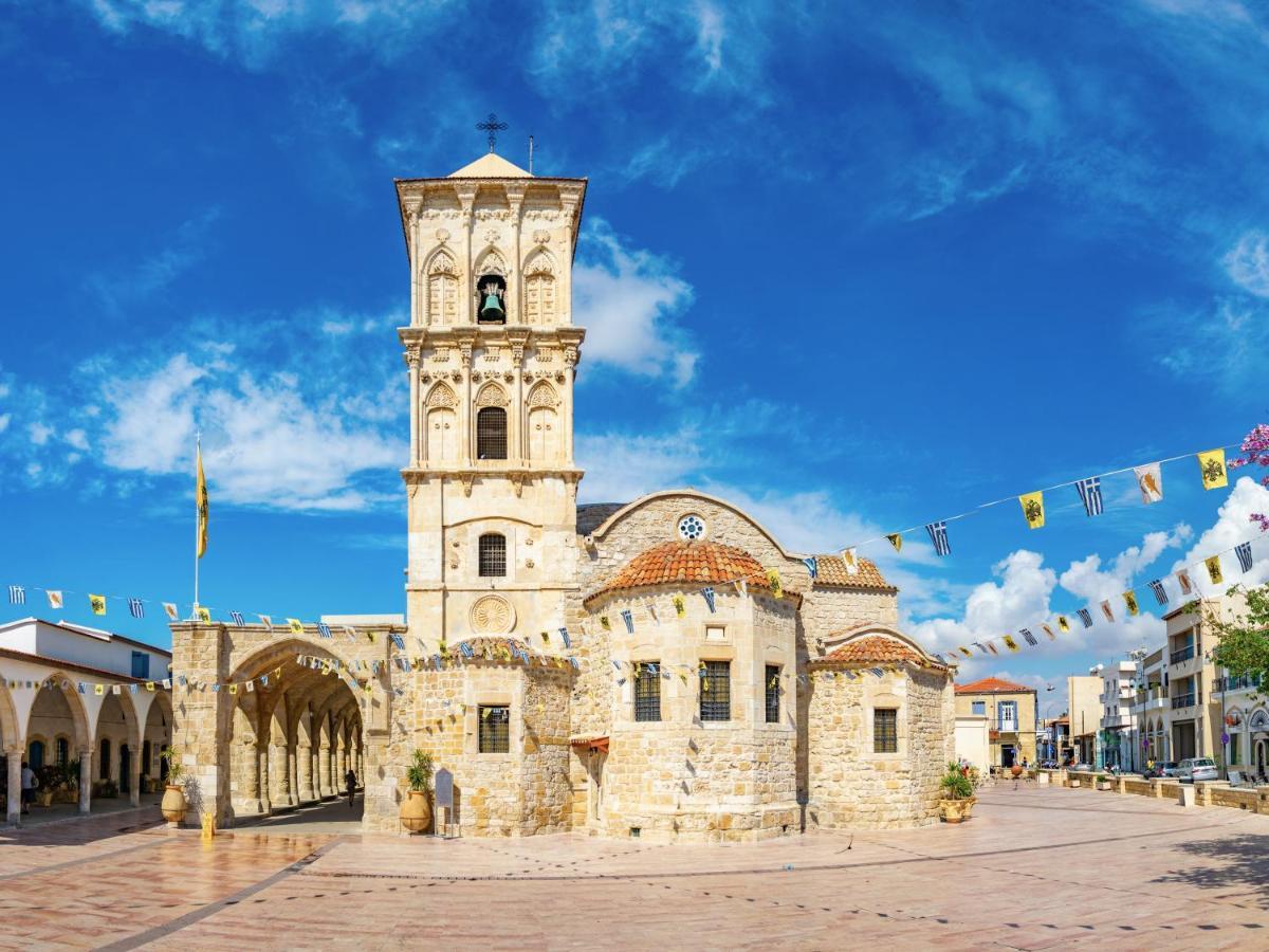 Sanders Crystal Larnaca Exterior photo